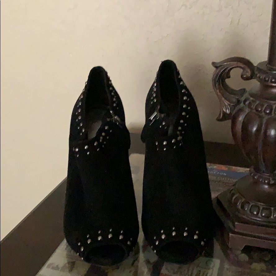 Nice Looking Boot/Shoe